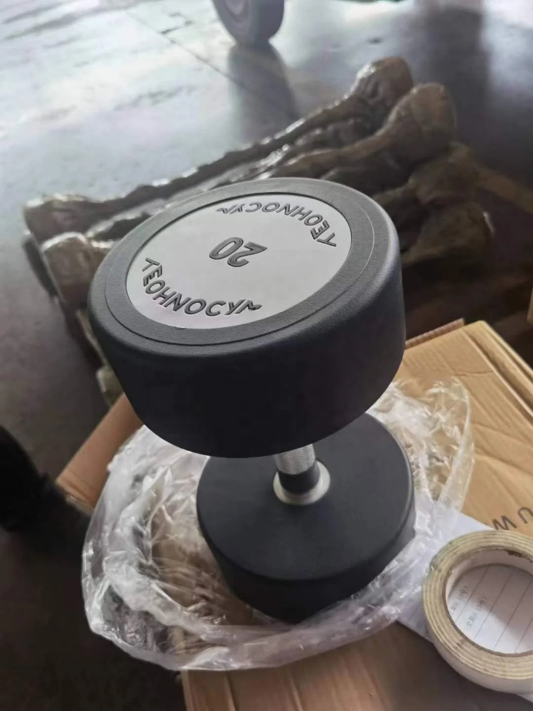 Steel+PU Hex Dumbbells 10kg 20kg Durable Fitness Gym Equipment Weight Lifting Shengqi SQ-RYL Black CE Certified Customized Logo